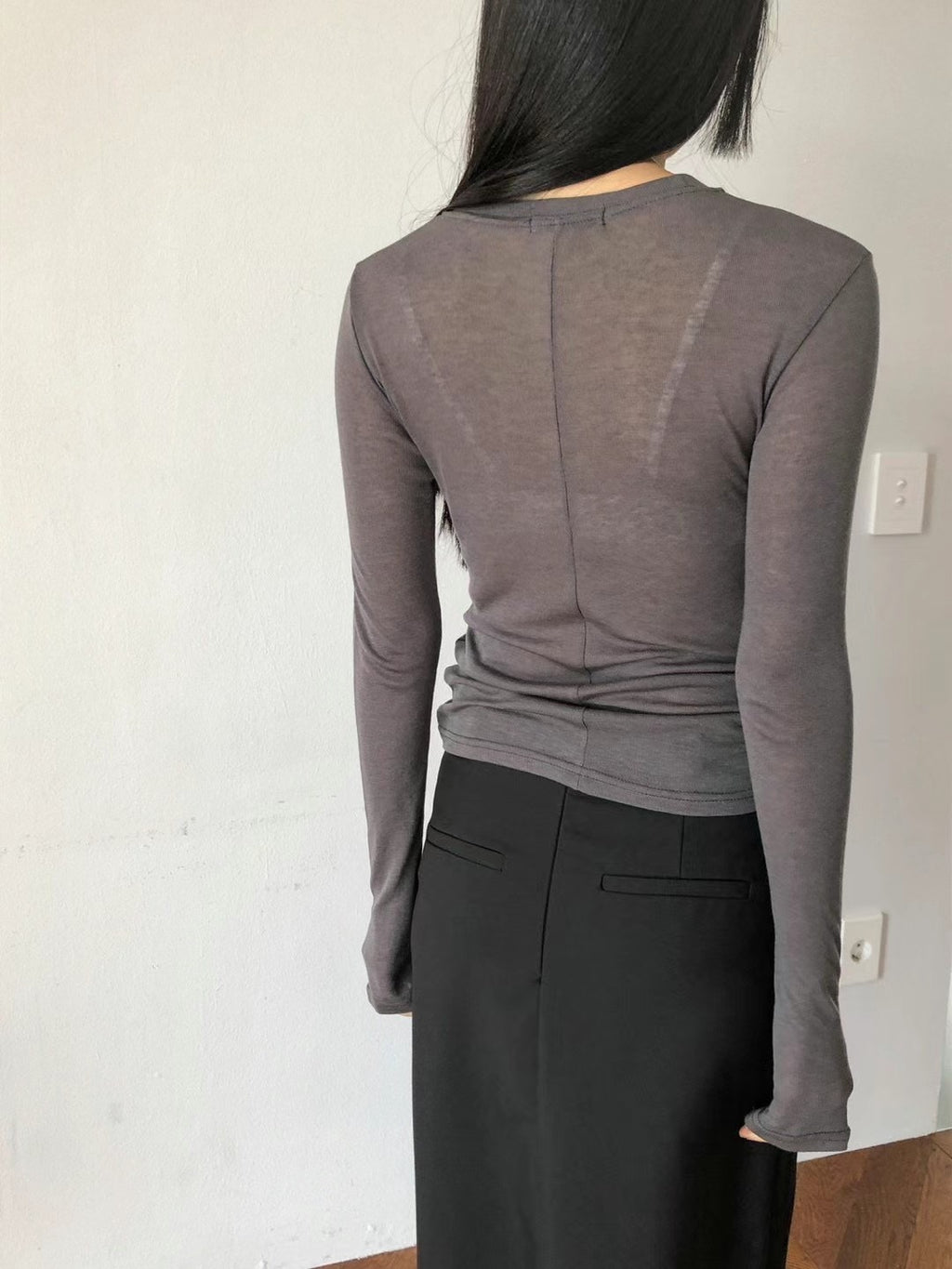 Autumn Essential Slim Fitted T-shirt