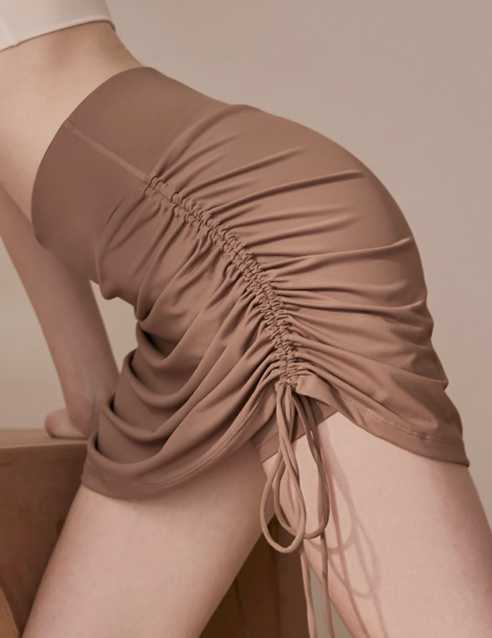 V Shirring 2-in-1 Skirt