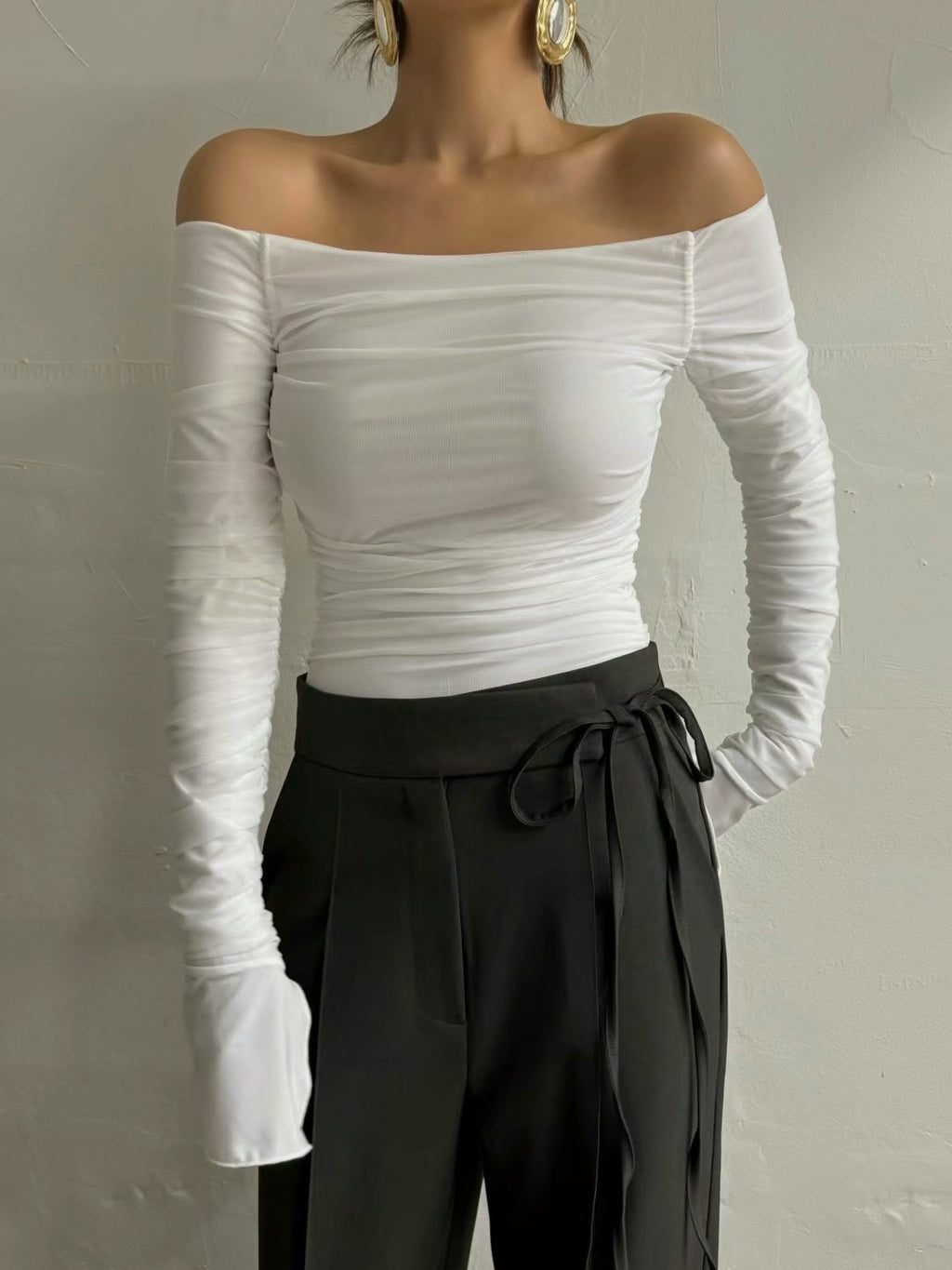 Ophelia Mesh Layer off-Shoulder Top