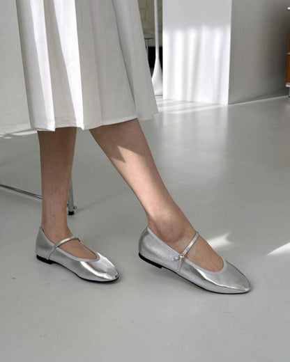 Round Toe Calf Ballet Flats