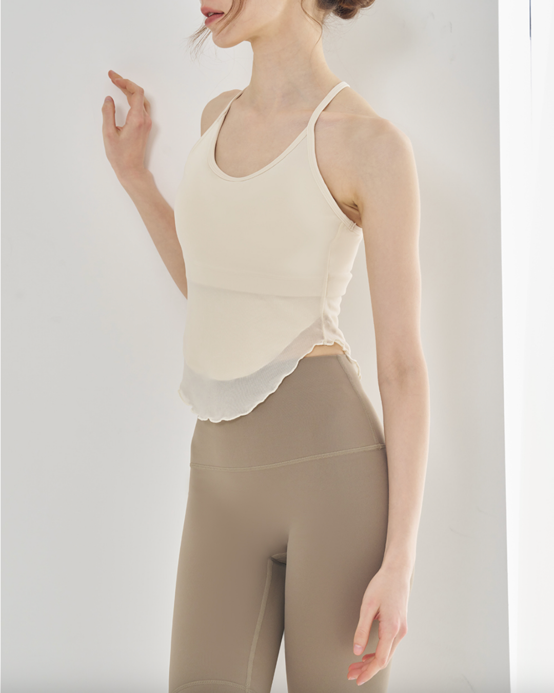 Senlin Curve Sleeveless Top
