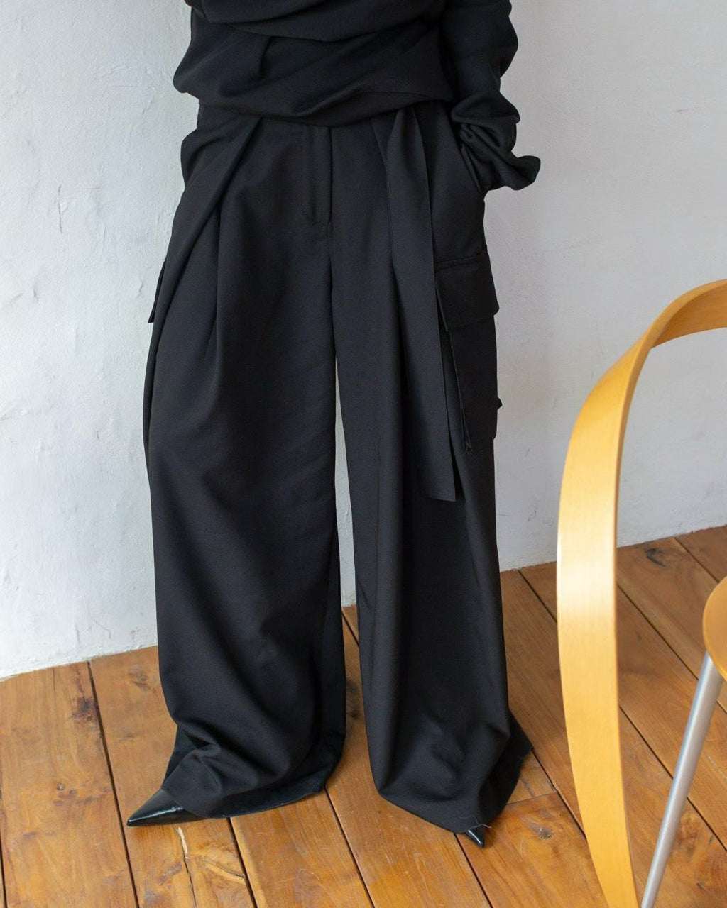Pleated Baggy Cargo Trousers