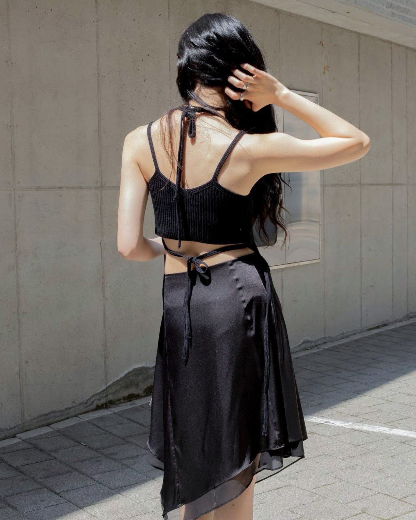 Back Waist Strap Knit Top