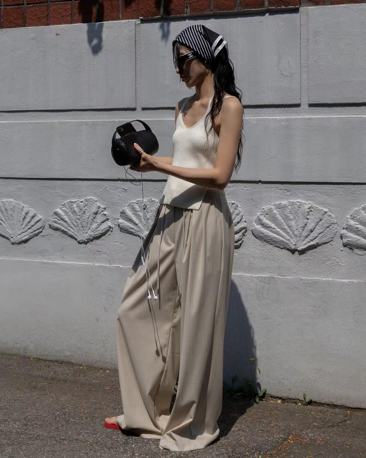 Back Waist Strap Knit Top