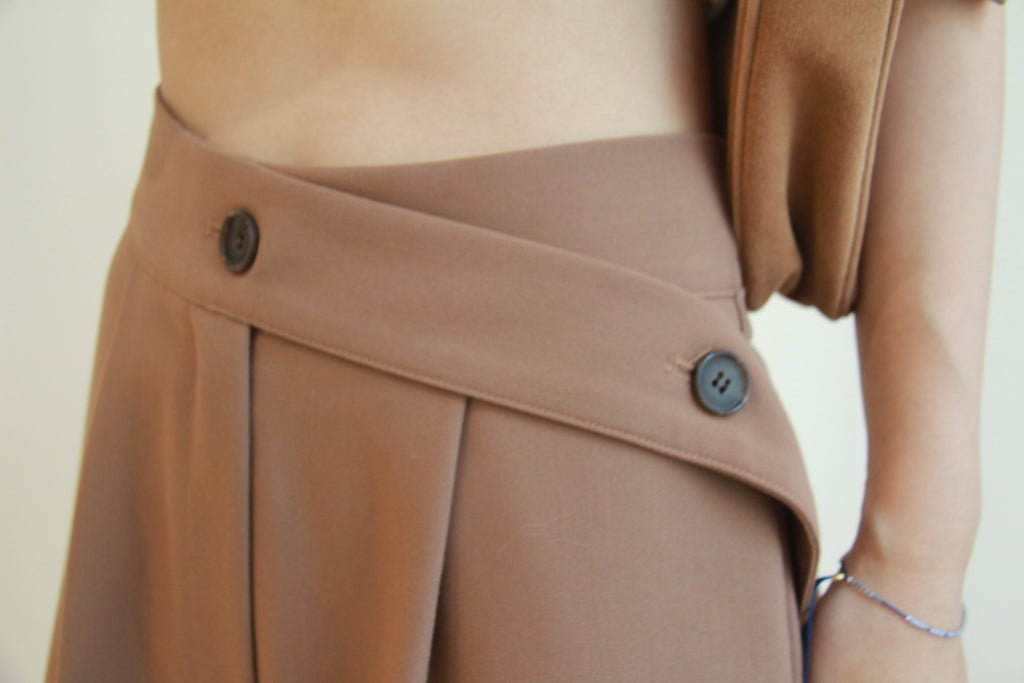 Wide-Leg Cross Belt Design Trousers