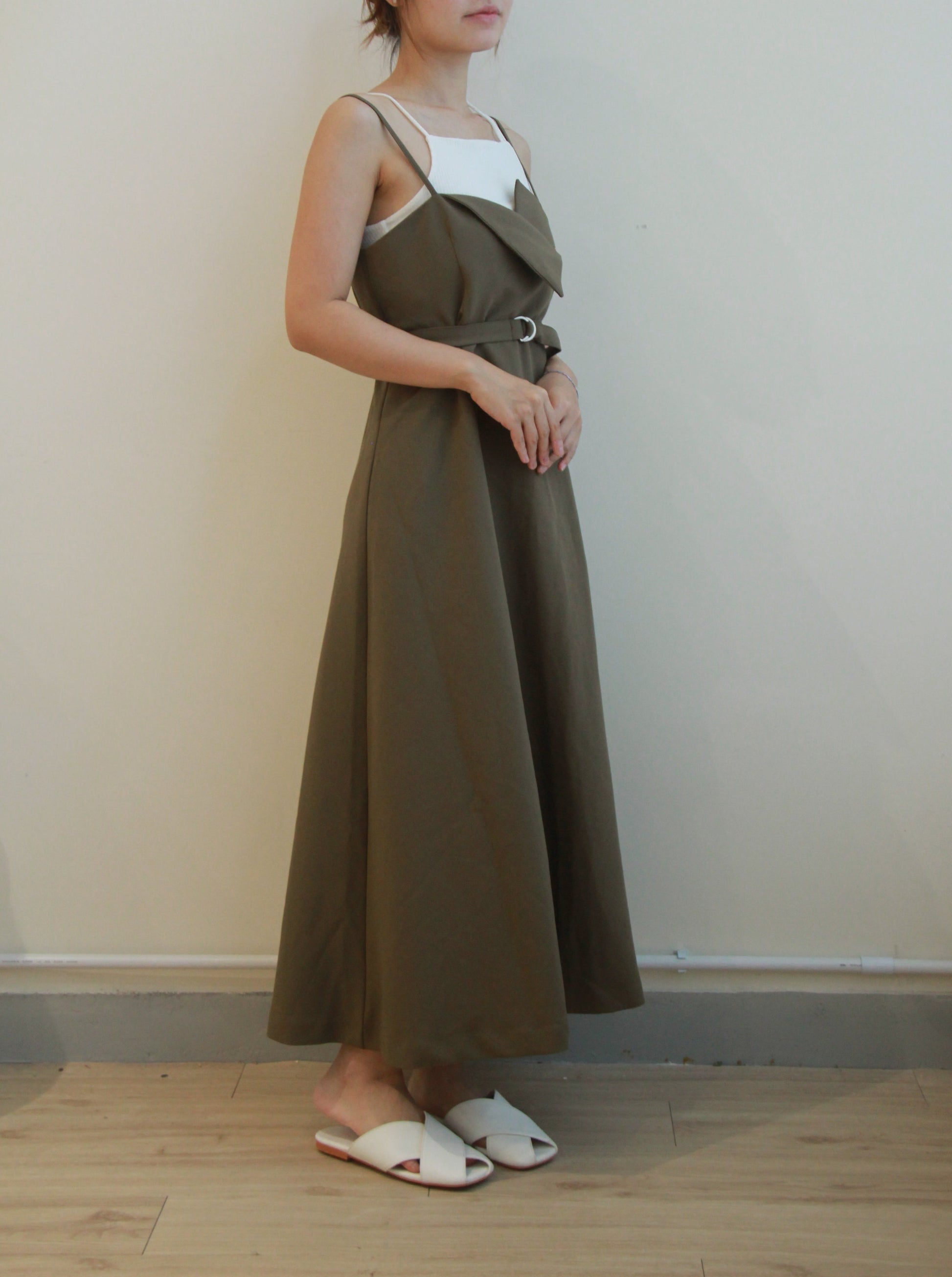 Collar A-line Dress [Brown]