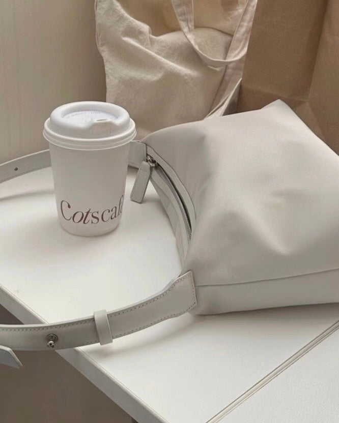 Milky Nylon Box Bag [Fitting Sales]