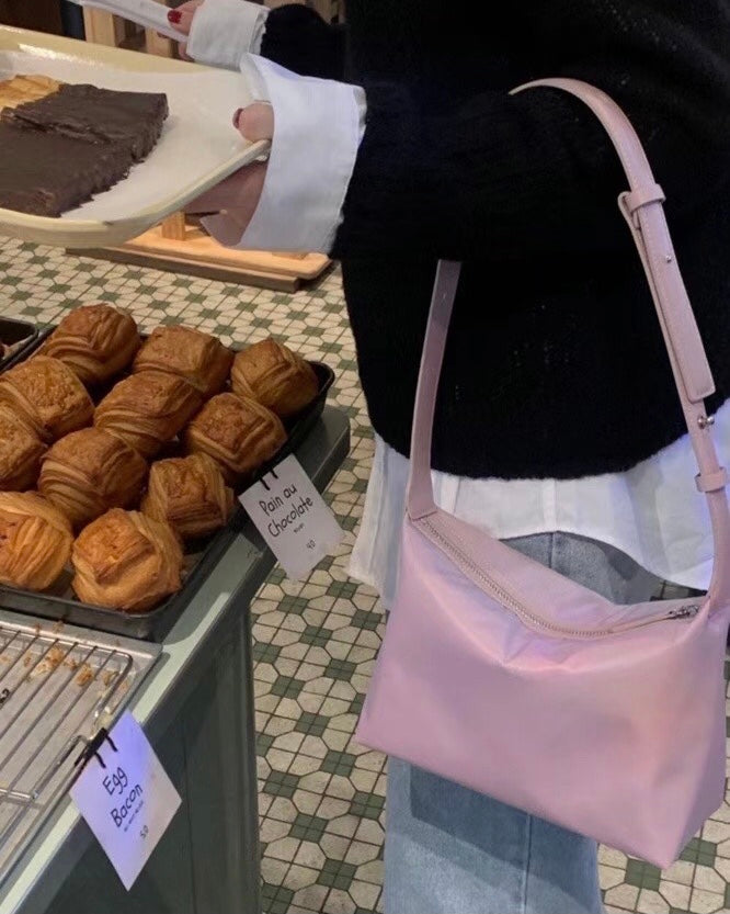 Milky Nylon Box Bag [Fitting Sales]