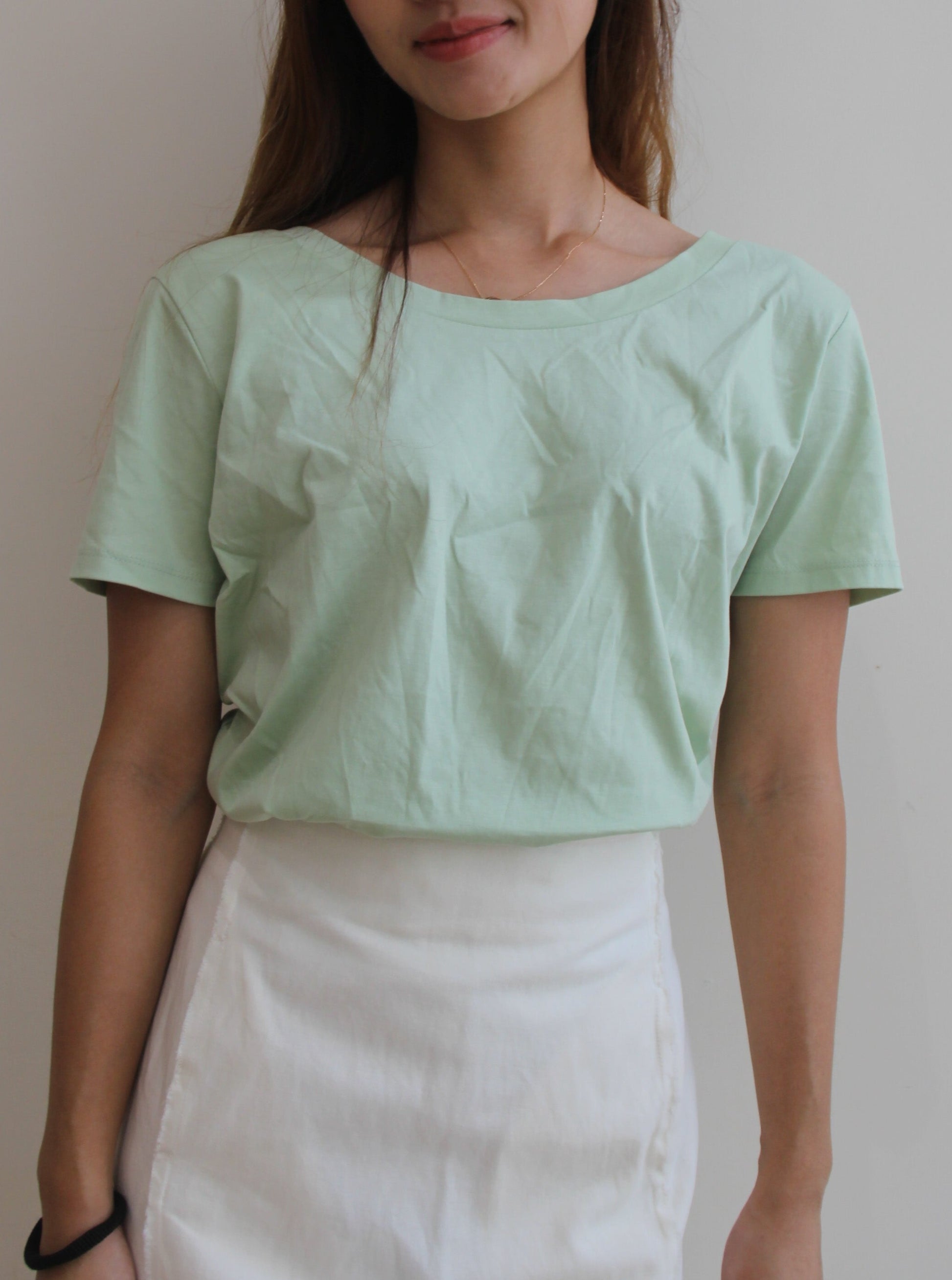 Back Twist Details Tee