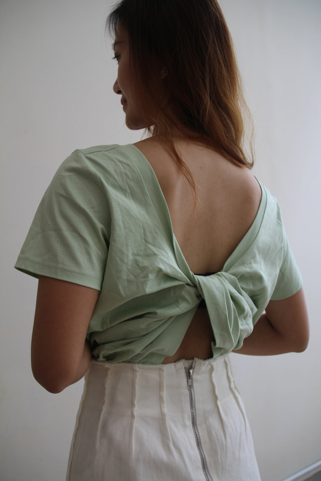 Back Twist Details Tee