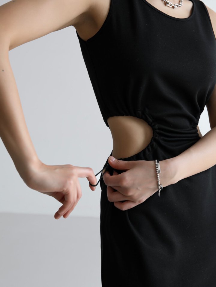 Cut-out Waist Detail with Elastic Loop Dress