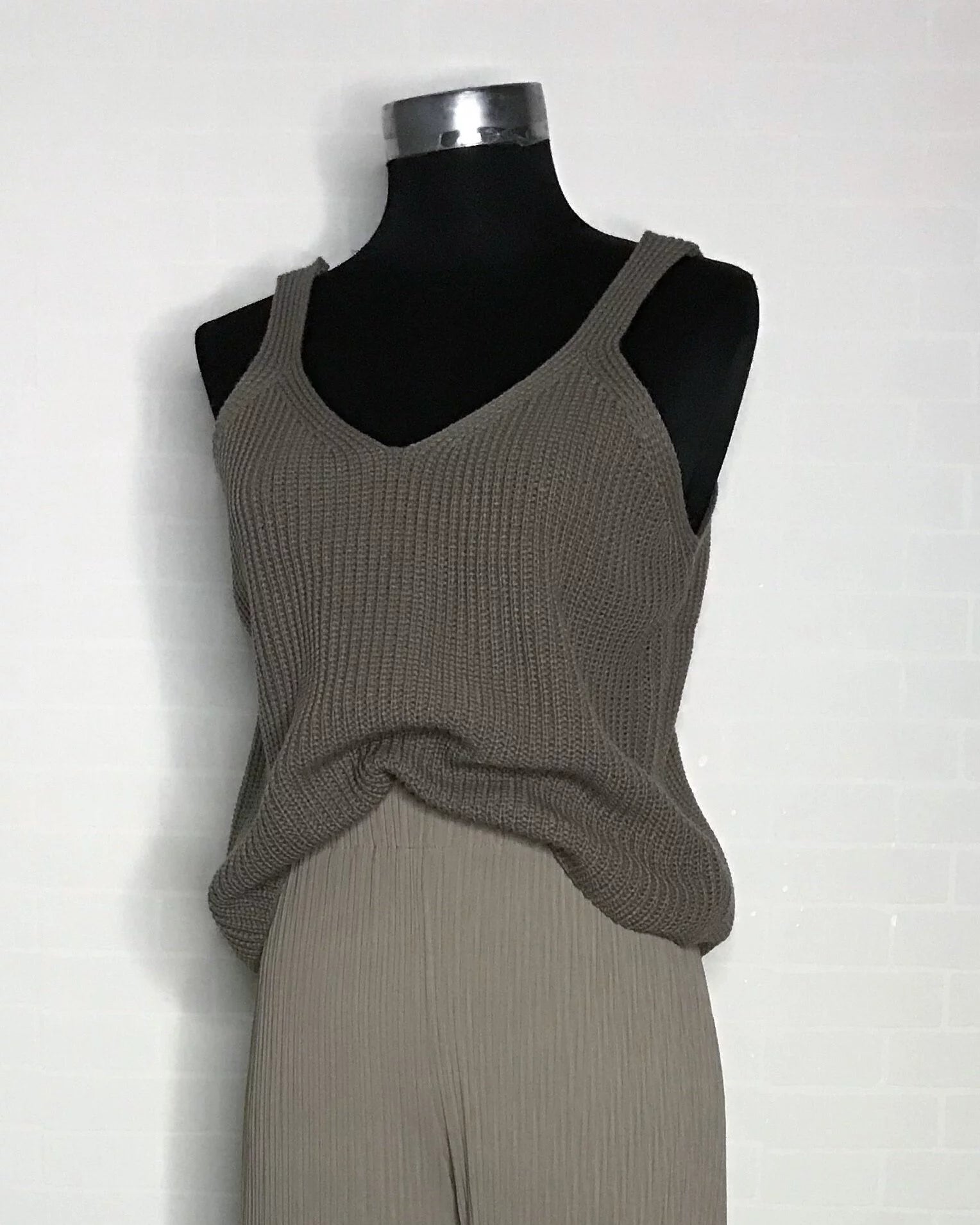 (現)Casual Knitted Vest (棕色)