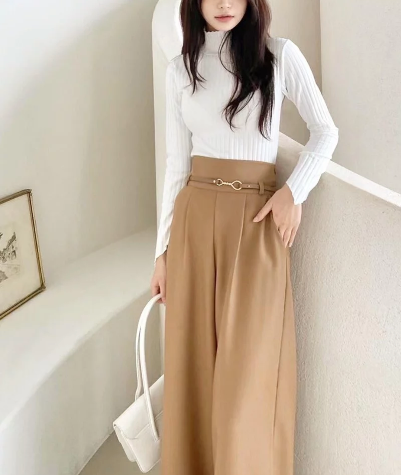 (現) Cut-Out Hem Ribbed Top